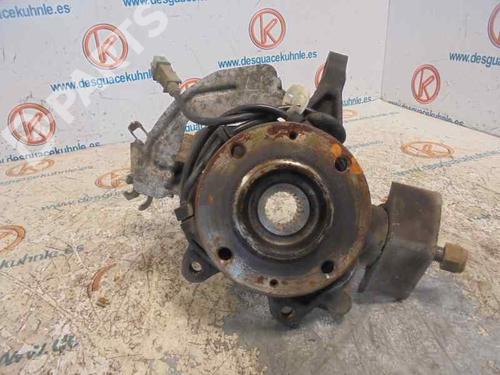 Used Left front steering knuckle PEUGEOT 406 (8B) 2.1 TD 12V (109 hp) 2488003