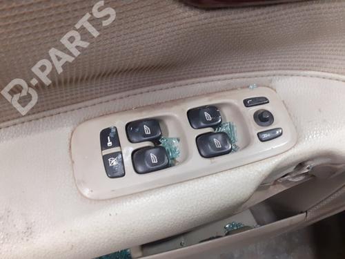 Left rear window switch VOLVO S60 I (384) 2.4 D | BP8231904C108  - Image 17