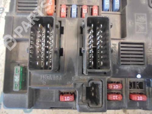 Fuse box PEUGEOT PARTNER MPV (5_, G_) 1.9 D 4x4 | BP2468185E1 