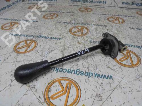 Used Gear lever NISSAN PRIMERA (P11) 2.0 TD (90 hp) 7429892