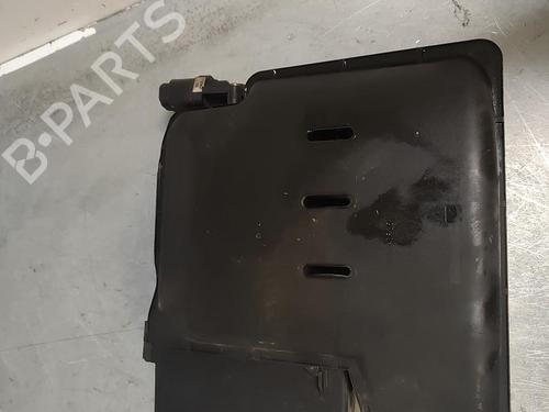 Used Air filter box RENAULT MEGANE I Classic (LA0/1_) [1996-2008]  16287577