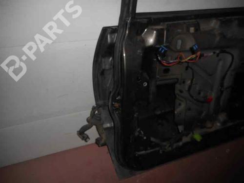Right front door CHRYSLER VOYAGER / GRAND VOYAGER III (GS_, NS_) 2.4 i | BP2477054C3