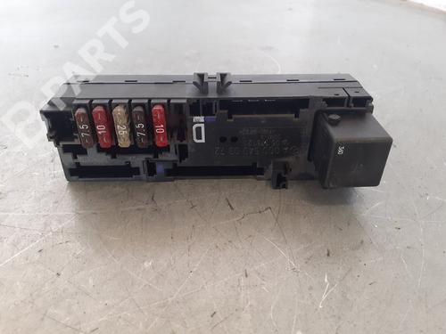 Used Fuse box MERCEDES-BENZ E-CLASS (W210) [1995-2003]  10031186
