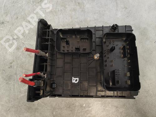 Fuse box VW GOLF V (1K1)  | BP11020055E1 