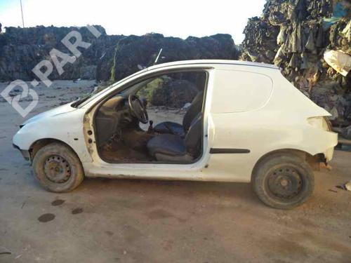 Pompe à vide PEUGEOT 206 Hatchback (2A/C) 1.9 D | BP2454247M80 