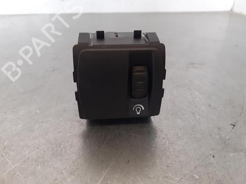 Headlight switch RENAULT MEGANE III Hatchback (BZ0/1_, B3_) 1.9 dCi (BZ0N, BZ0J) (131 hp) 7888319