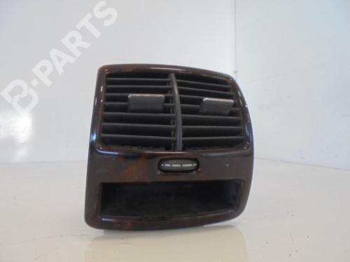 Used Air vent MERCEDES-BENZ S-CLASS (W220) S 320 CDI (220.026, 220.126) (197 hp) 11663016