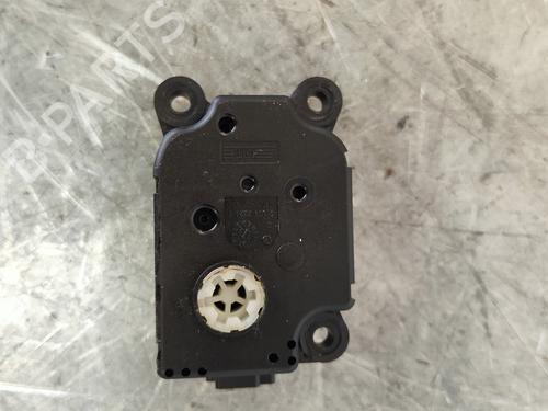 Varmeblæser JAGUAR XE (X760) 2.0 D AWD | BP29915269M62