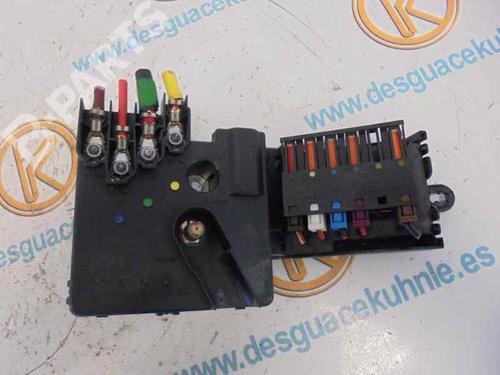 Caja reles / fusibles MERCEDES-BENZ E-CLASS T-Model (S211) E 320 T CDI (211.226) (204 hp) 4479263