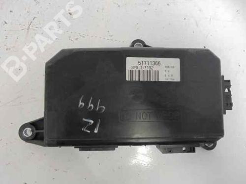 Used Comfort control module FIAT STILO (192_) 1.9 JTD (192_XE1A) (115 hp) 5316638