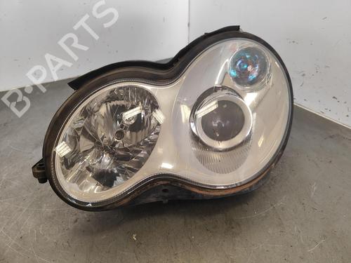 Used Left headlight MERCEDES-BENZ C-CLASS (W203) [2000-2007]  14471256