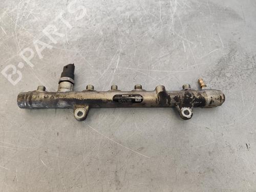 Used Injection rail RENAULT SCÉNIC II (JM0/1_) [2003-2010]  13543841