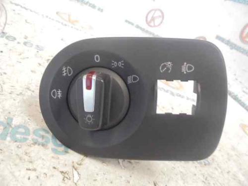 Used Headlight switch SEAT LEON (1P1) [2005-2013]  4492011