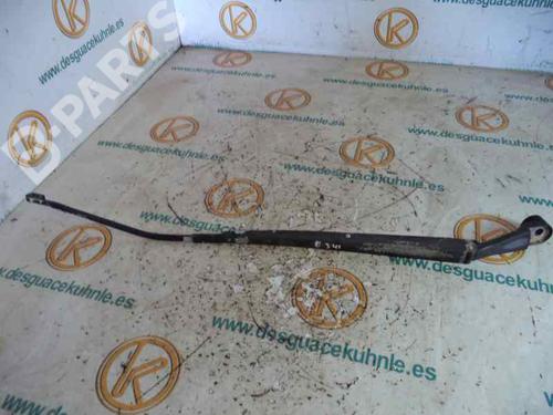 Used Front windshield wiper arm HYUNDAI GETZ (TB) 1.1 (63 hp) 6632792