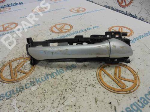 Used Front right exterior door handle MERCEDES-BENZ SLK (R171) 200 Kompressor (171.442) (163 hp) 4867070