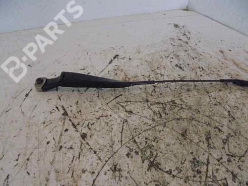 Used Front windshield wiper arm MERCEDES-BENZ S-CLASS (W220) S 320 CDI (220.026, 220.126) (197 hp) 5865814