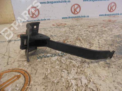 Used Hood lock RENAULT SCÉNIC II (JM0/1_) 1.9 dCi (JM0G, JM12, JM1G, JM2C) (120 hp) 8780080