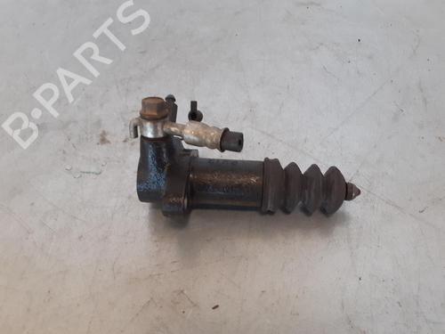 Used Clutch slave cylinder DAEWOO NUBIRA Saloon (J100) 2.0 16V (126 hp) 14187862