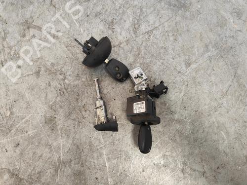 Used Ignition barrel Ignition barrel RENAULT KANGOO / GRAND KANGOO II (KW0/1_) 1.5 dCi 70 (KW0V, KW0A) (68 hp) 33698432 33698432