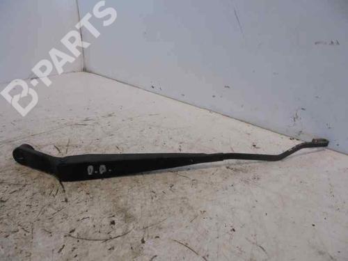 Front windshield wiper arm SUZUKI GRAND VITARA I (FT, HT) 2.5 V6 24V 4x4 (TD62, SQ625) BP5326280C143
