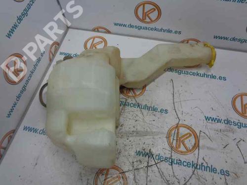 Used Windscreen washer tank CHRYSLER VOYAGER / GRAND VOYAGER III (GS_, NS_) [1992-2001]  7429612