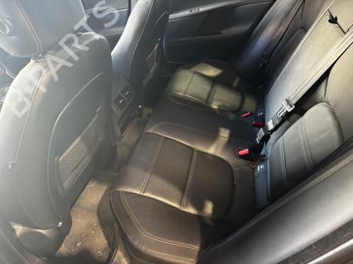 Switch JAGUAR XE (X760) 2.0 D AWD | BP29584921I30 
