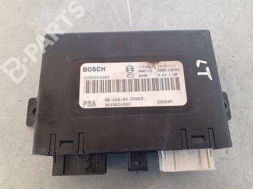 Elektronisk modul CITROËN C5 I (DC_) [2001-2005]  8211988