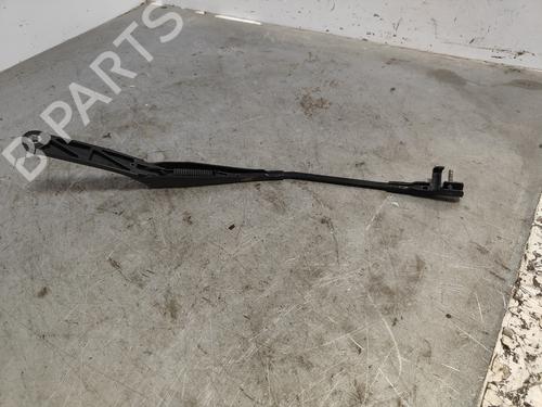 Used Front windshield wiper arm ALFA ROMEO GT (937_) 1.9 JTD (937CXN1B) (150 hp) 24653877