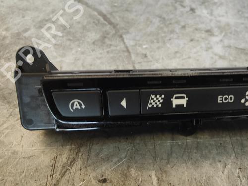 Switch JAGUAR XE (X760) 2.0 D AWD | BP29863680I30