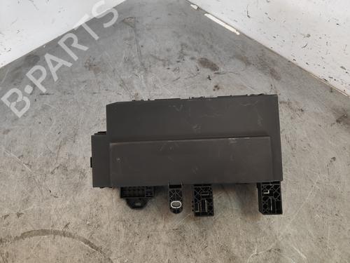 Fuse box JAGUAR XE (X760) 2.0 D AWD | BP29861977E1