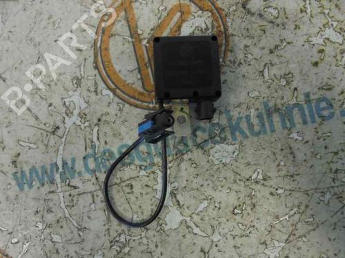 Antenne/Base BMW 5 (E39) 530 d (184 hp) 14185414