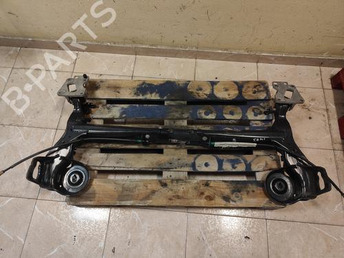Used Rear axle CITROËN C4 Picasso I MPV (UD_) [2006-2015]  30696262