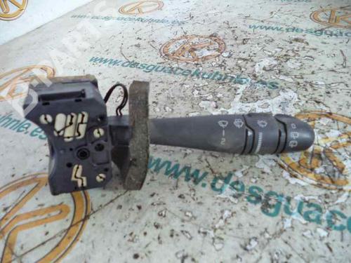 Used Steering column stalk RENAULT LAGUNA I (B56_, 556_) 1.9 dTi (100 hp) 2447311