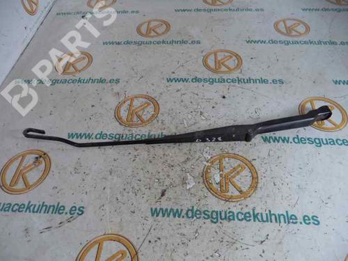 Used Front windshield wiper arm VW POLO III (6N1) 60 1.4 (60 hp) 6632746