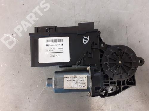 Used Right rear window motor VW TOUAREG (7LA, 7L6, 7L7) [2002-2013]  8876922