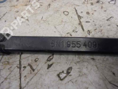 Front windshield wiper arm VW POLO III (6N1) 45 1.0 | BP6631191C143