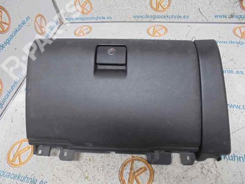 Used Glove box DAEWOO NUBIRA (J100) 2.0 16V (133 hp) 3527489