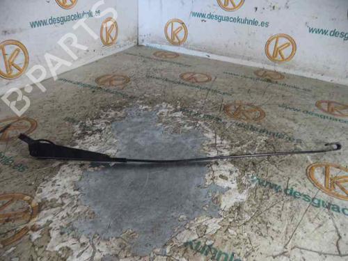Used Front windshield wiper arm OPEL CORSA B (S93) 1.7 D (F08, F68, M68) (60 hp) 6633086