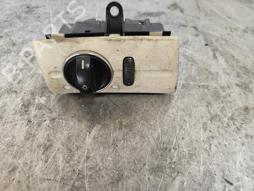 Used Headlight switch MERCEDES-BENZ E-CLASS (W211) E 270 CDI (211.016) (177 hp) 27712341