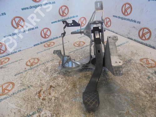 Used Break pedal AUDI A6 C6 (4F2) 2.0 TDI (140 hp) 8779992
