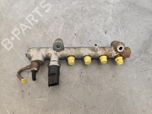 Used Injection rail OPEL ASTRA H (A04) [2004-2014]  13747650