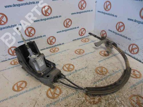 Used Gear lever AUDI A3 (8P1) 1.9 TDI (105 hp) 7428884