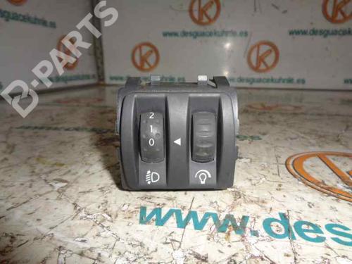 Comando luci RENAULT SCÉNIC II (JM0/1_) 1.5 dCi (JM1E, JM16) (106 hp) 8200121805B | 8200121805B | 88020005 |