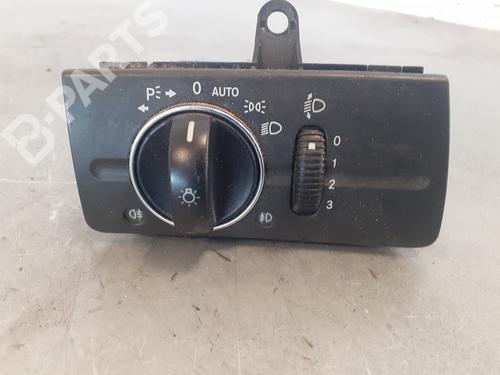 Commande de phare MERCEDES-BENZ E-CLASS (W211) E 270 CDI (211.016) (177 hp) 9676461