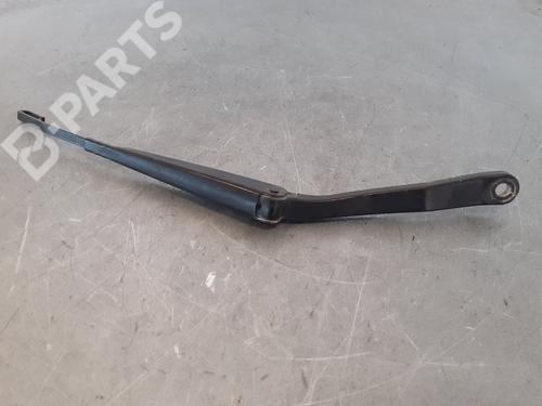 Used Rear windshield wiper arm NISSAN TERRANO II (R20) [1992-2007]  9760837