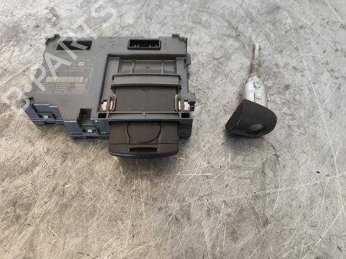 Used Ignition barrel RENAULT CLIO IV (BH_) [2012-2021]  27605686