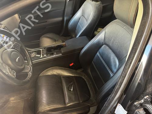 Switch JAGUAR XE (X760) 2.0 D AWD | BP29584921I30 