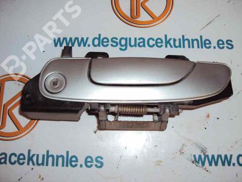 Used Front left exterior door handle FORD MONDEO II (BAP) [1996-2000]  2460978