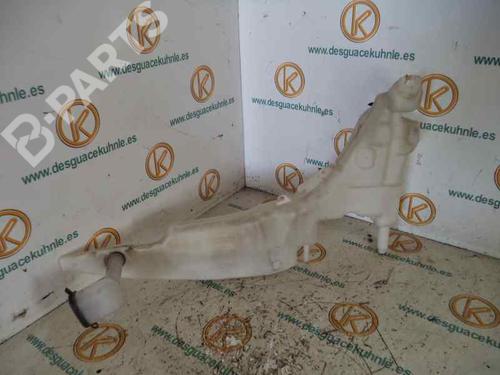 Used Windscreen washer tank FORD FOCUS I (DAW, DBW) 1.6 16V (100 hp) 7429970