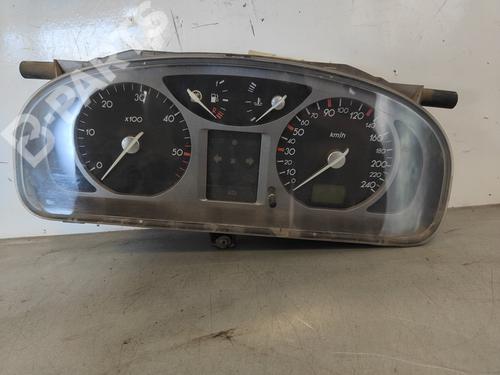 Used Instrument cluster RENAULT LAGUNA II (BG0/1_) [2001-2007]  11934621